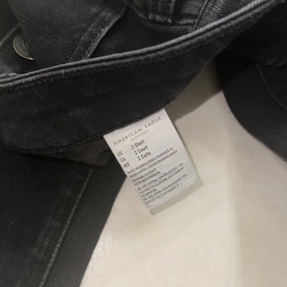 American Eagle Black Jegging 2 Short - Picture 3 of 4